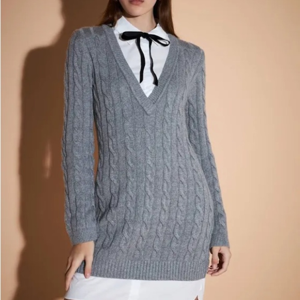 Gray Cable Knit V-Neck Sweater